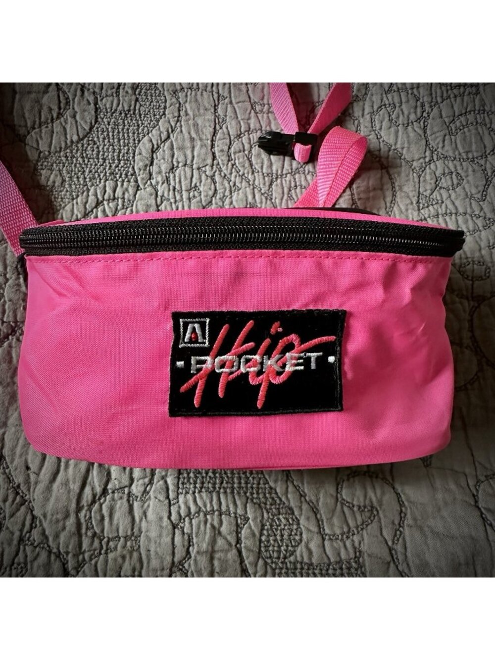 80’s 90’s Vintage Fanny Pack Hot Neon Pink Hip Pocket Barbiecore Retro